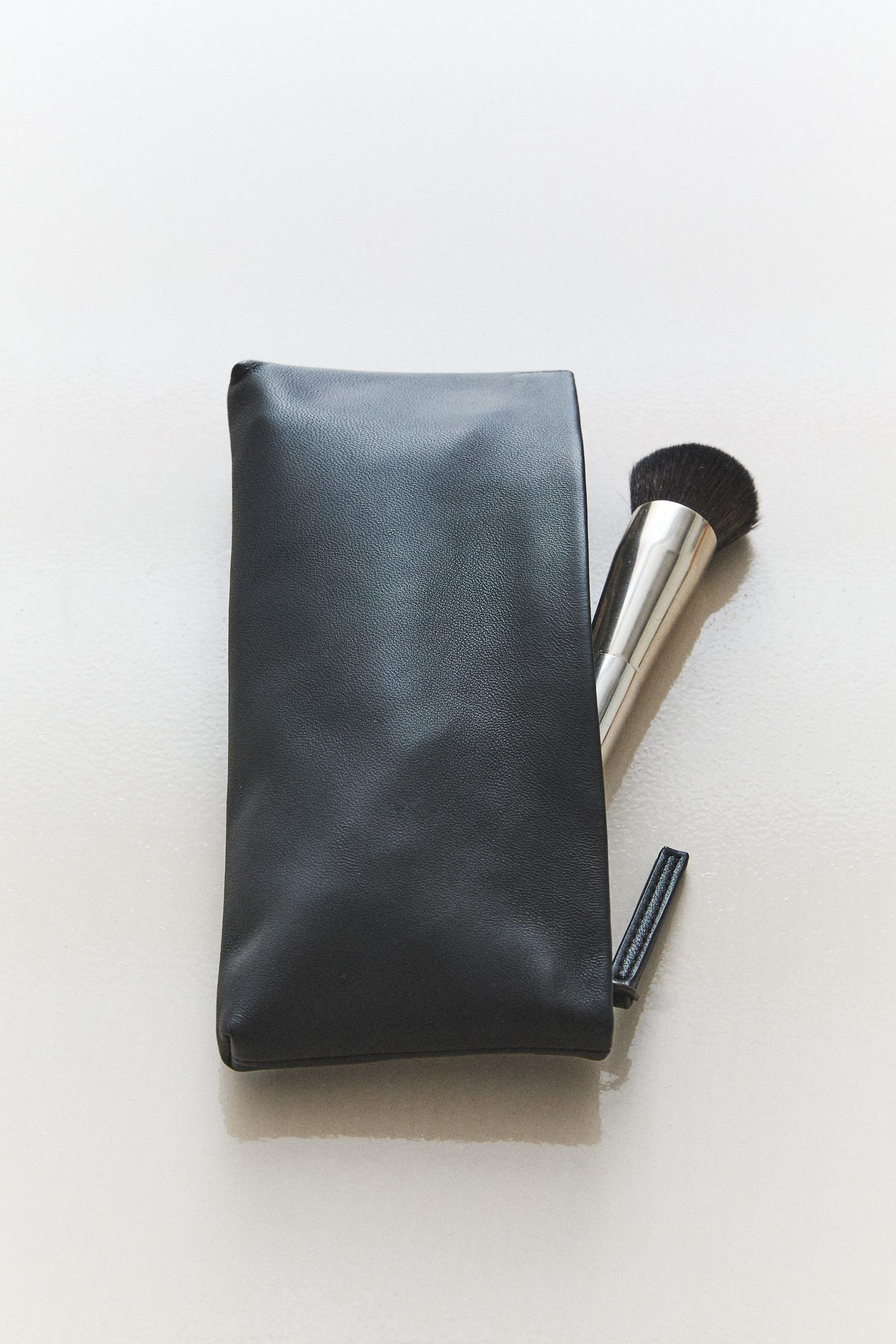 LEATHER STORAGE CASE